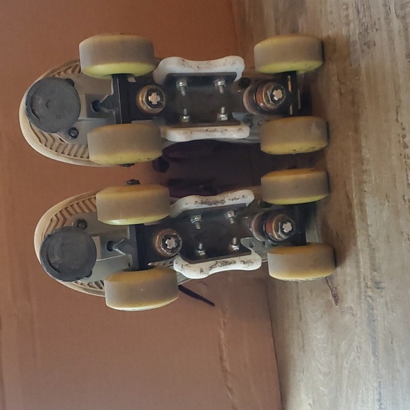 Custom rollerskates - Picture 3 of 10